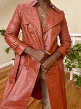 Load image into Gallery viewer, vintage burnt orange leather trench
