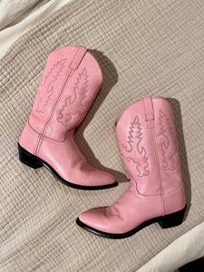 vintage baby pink cowboy boots