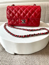 Load image into Gallery viewer, chanel bag
